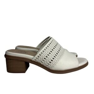 Cliffs By White Mountain Shoes Women's 9M White Corley Block Heeled Sandal Brown